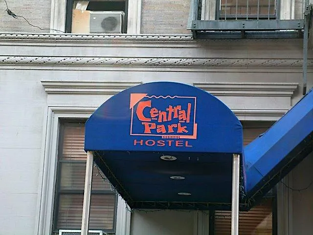 Royal Park Hotel New York Hostel